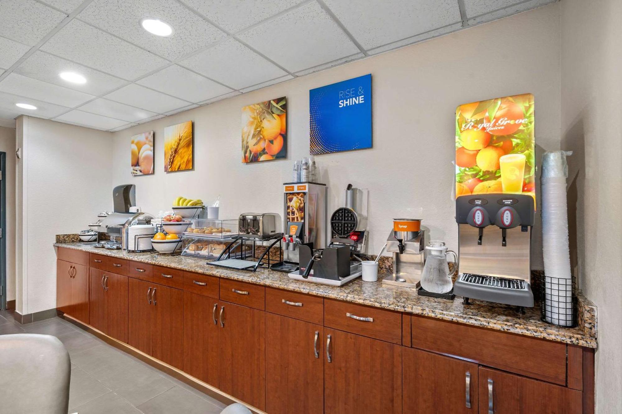 Comfort Inn Fort Myers Northeast Esterno foto
