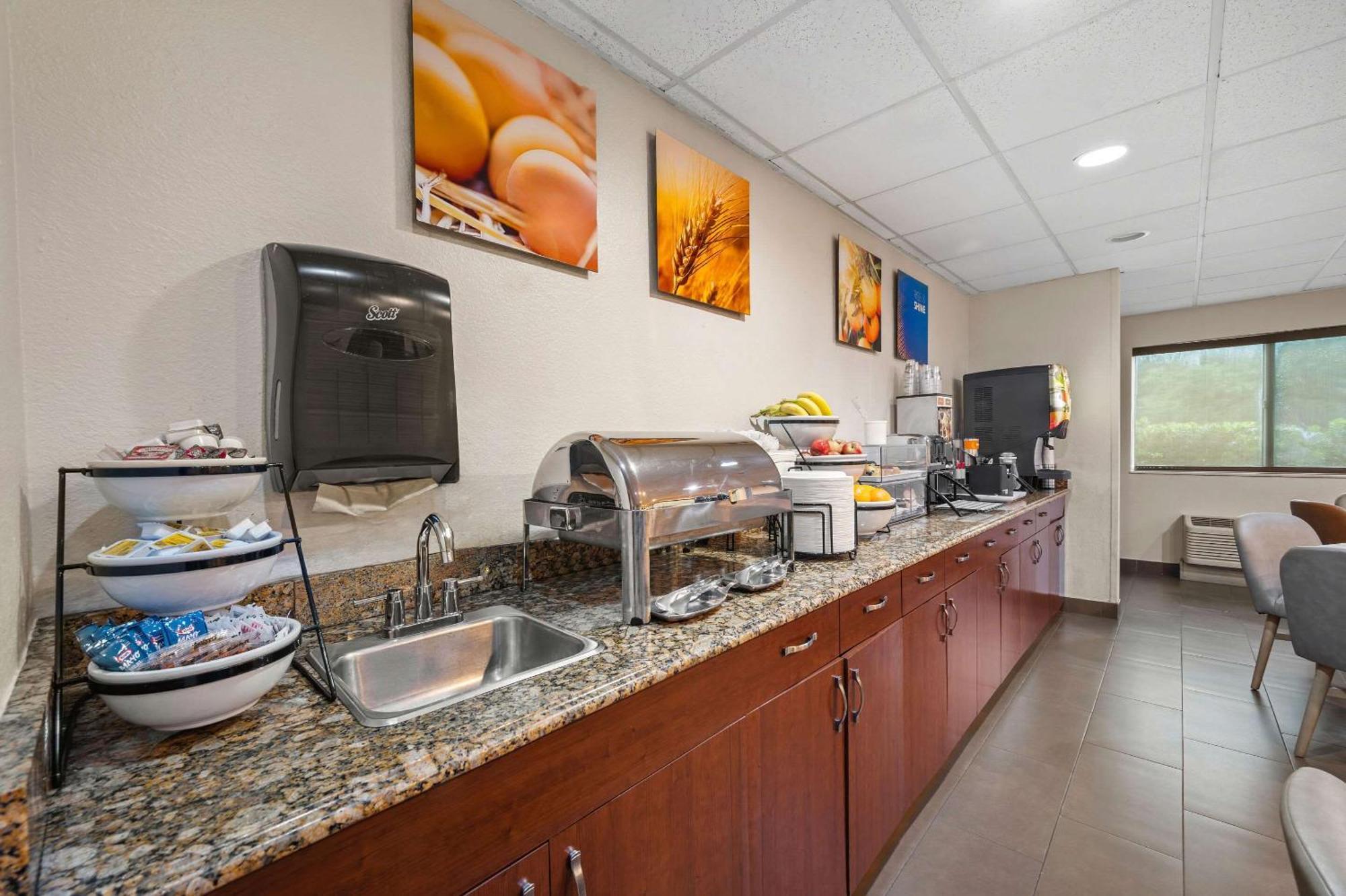 Comfort Inn Fort Myers Northeast Esterno foto