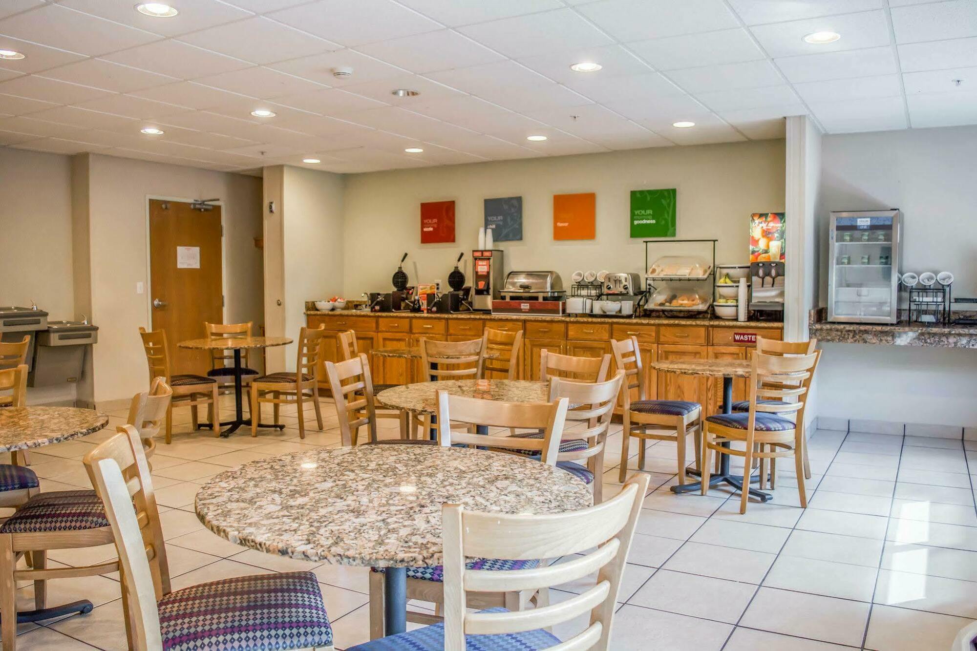Comfort Inn Fort Myers Northeast Esterno foto